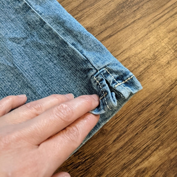 Angels Capris - Picture 10 of 10